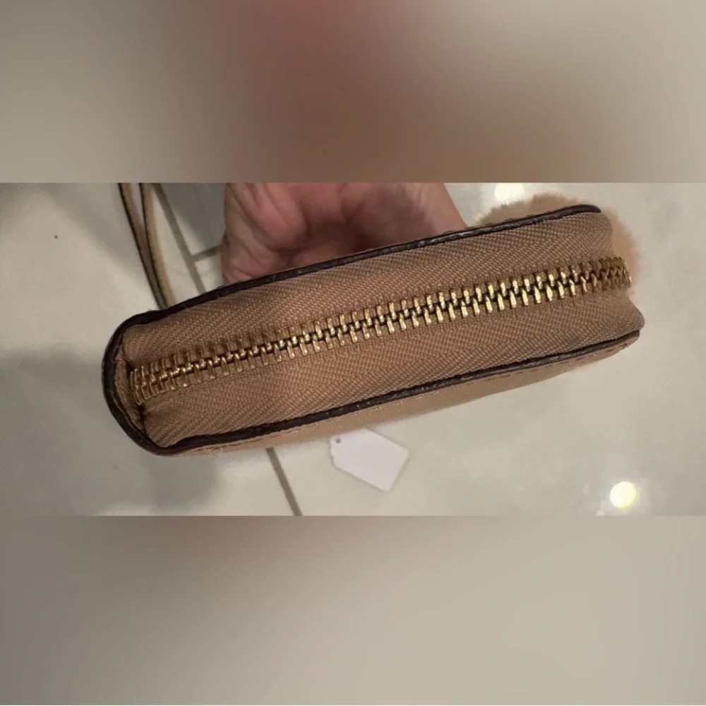 Michael Kors Jet Set Tan Wristlet Wallet